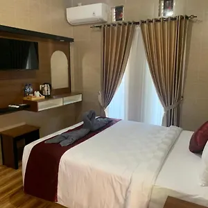  여관 Tirtasuci House